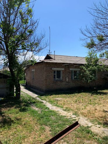 киргизия дом: 87 м², 4 комнаты, Старый ремонт Без мебели