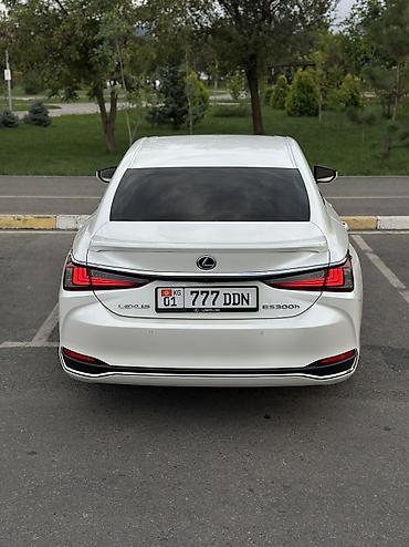 Lexus: Lexus ES: 2019 г., 2.5 л, Вариатор, Гибрид, Седан — 5