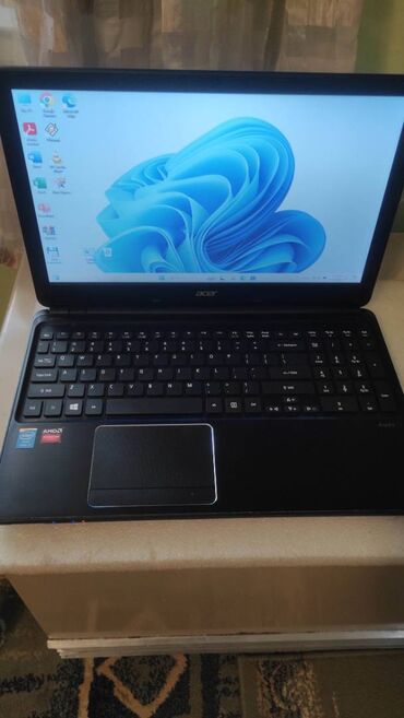 Acer: Intel Core i7, 8 GB OZU, 15.6 " — 4