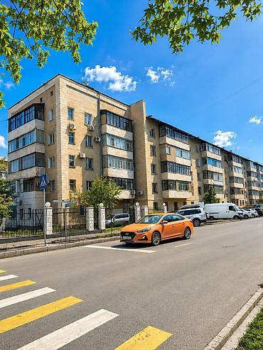 москва сити бишкек: 3 комнаты, 67 м², ТЦ Весна Индивидуалка, 5 этаж, Косметический ремонт — 1