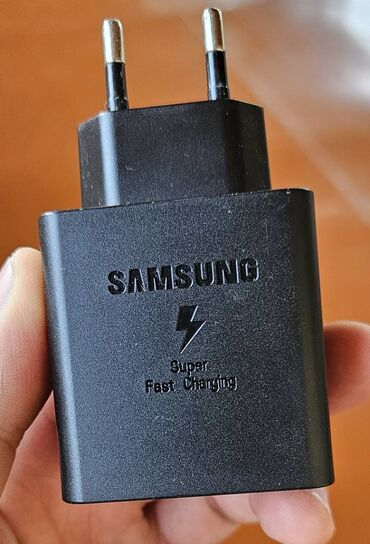 samsun a8: Adapter Samsung, 33 Vt, İşlənmiş