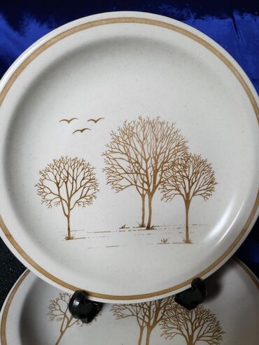 Kuhinjski setovi: Tanjiri engleski Churchill 70,80te. Tanjiri perfektni engleski na lalafo.rs — 7 Kuhinjski setovi: Tanjiri engleski Churchill 70,80te. Tanjiri perfektni engleski — 7