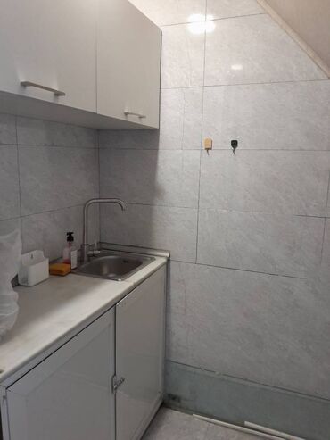 Ofislər: Salam. Şəhərin tam mərkəzində ideal vəziyyətdə obyekt icarəyə verilir -da lalafo.az — 5 Ofislər: Salam. Şəhərin tam mərkəzində ideal vəziyyətdə obyekt icarəyə verilir — 5