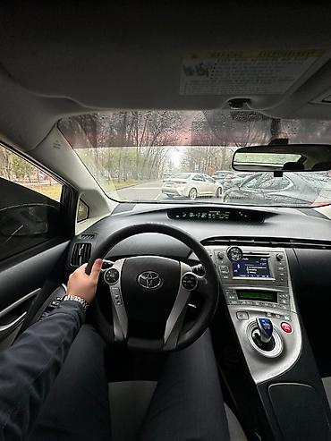 Toyota: Toyota Prius: 2014 г., 1.8 л, Вариатор, Гибрид, Хэтчбэк — 6