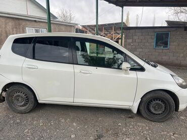 бишкек хонда фит: Honda Fit: 2004 г., 1.3 л, Автомат, Бензин, Универсал