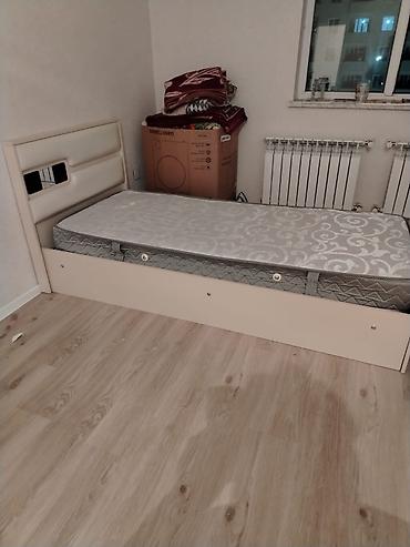 Divanlar: Divan-kravat, İşlənmiş, Açılan, Bazalı, Parça, Çatdırılma yoxdur — 5