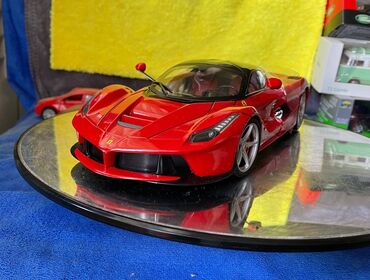 Avtomobil modelləri: Коллекционная модель Ferrari LaFerrari rosso red 2013 Hot Wheels — 11