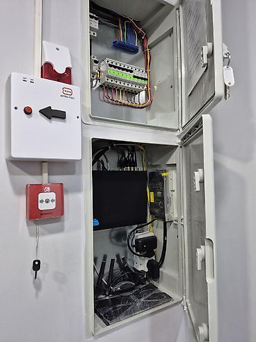 studiya otaq: İcarəyə obyekt – 60 kv.m, 3 otaq Xüsusiyyətlər:Icare ofis Nizami — 5