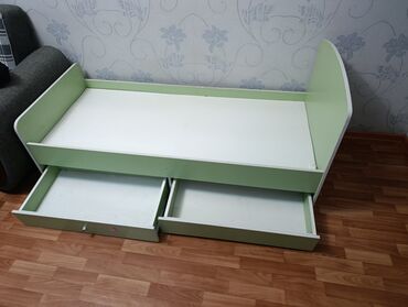 детскую кровать 7 в 1: Детская приставная кроватка, Б/у, Без колесиков