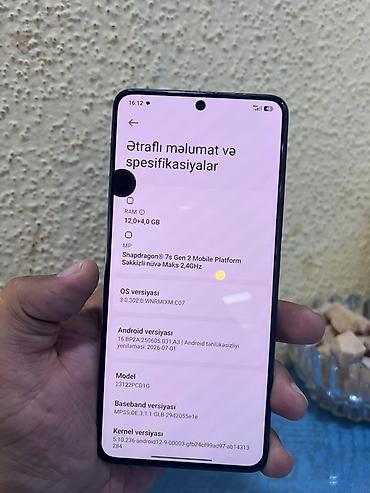 poko c75: Poco rəng - Qara, Sensor — 3