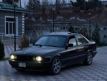 аварийное бмв: BMW 5 series: 1989 г., 2 л, Механика, Бензин, Седан