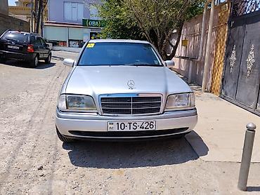 mersedes a klas: Mercedes-Benz C-Sinfi (W202) sedan - Gümüşü rəng, 4 qapı, arxa — 2
