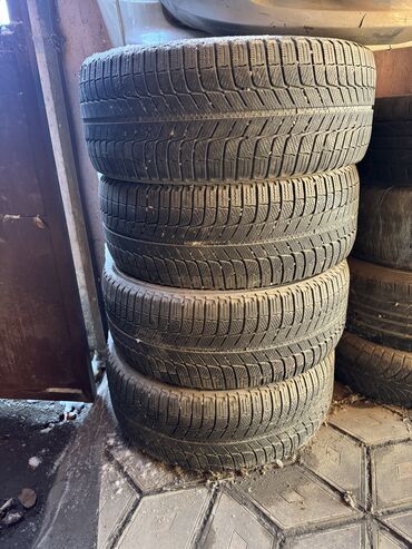 Шины: Шины 245 / 50 / R 18, Зима, Б/у, Комплект, Michelin