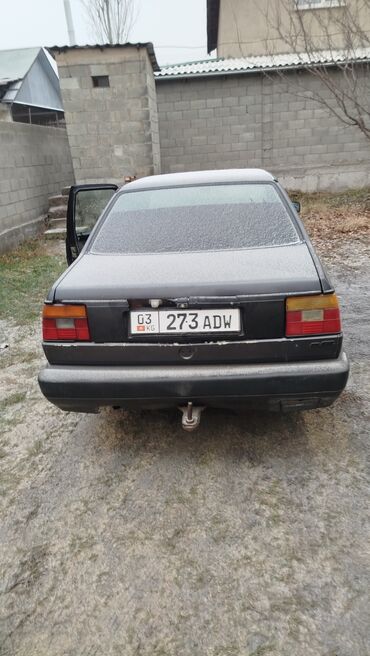 машина которгуч: Volkswagen Jetta: 1990 г., 1.8 л, Механика, Бензин, Седан