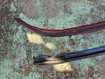 Другие детали кузова: BMW E39, правая накладка между фарой и бампером. В наличии только — 3