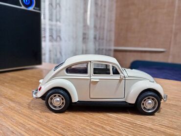 Figurice i makete: Nov metalni model automobila VW Buba. Mogu da mu se otvaraju vrata i — 5