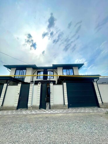 продается жилой дом в село арашан: Таунхаус, 165 м², 5 комнат, Агентство недвижимости, Дизайнерский ремонт