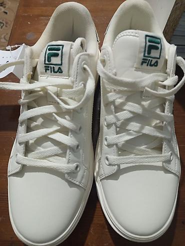 белая женская рубашка: Кроссовки FILA (модель: 1TM02000G-320) - Цвет: белый с зелёными — 5