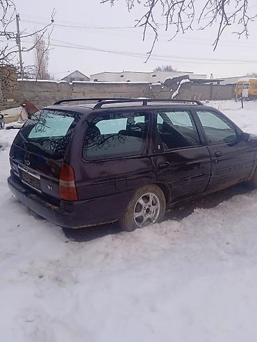 escort: Ford Escort: 1995 г., 1.6 л, Механика, Бензин, Универсал — 10