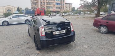 Toyota: Toyota Prius: 2015 г., 1.8 л, Автомат, Гибрид, Хэтчбэк