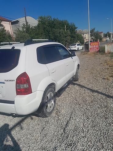 hundai tukson: Hyundai Tucson: 2 l | 2008 il Krossover — 3