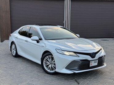 Toyota: Toyota Camry: 2018 г., 2.5 л, Вариатор, Гибрид, Седан