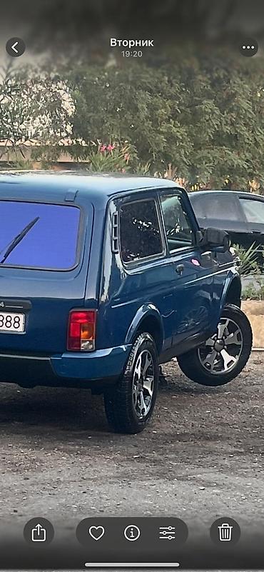 kredit niva satilir: VAZ (LADA) 4x4 Niva: 0.7 l | 2013 il 15682 km Ofrouder/SUV — 3