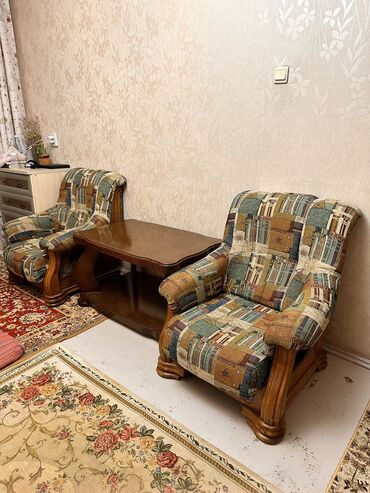 диван и два кресла: Диван-кровать, цвет - Зеленый, В рассрочку, Б/у