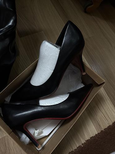 🖤 ПРОДАЮ НОВУЮ ОБУВЬ ✨ Всё новое, не носилось. 👢 Чёрные сапоги —