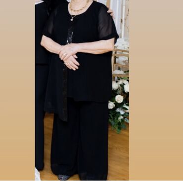 geyim desti: Dalida firmasinindir…