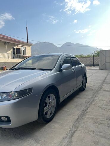 женские машины не дорогои: Honda Accord: 2002 г., 2 л, Автоматические, Бензин, Седан