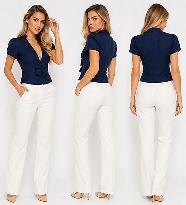 Bluze: Ženska bluza sa mašnom – tamnoplava - Elegantna bluza s dubokim V — 8