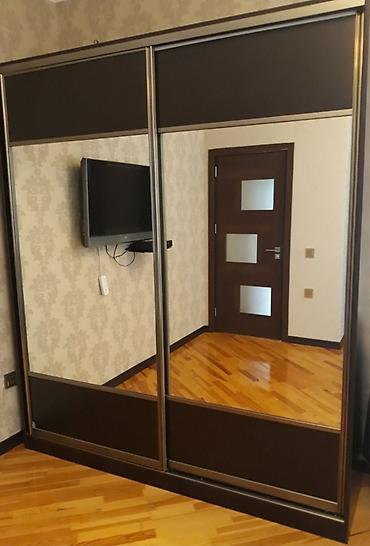 giris dolabi: İşlənmiş, 2 qapılı, Siyirməli, Qəhvəyi, Taxta, Kupe, Düz dolab — 1