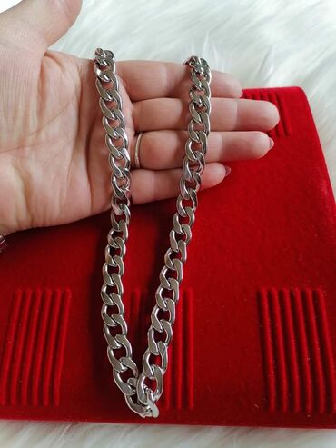 Ogrlice: Ogrlica sa priveskom — 8