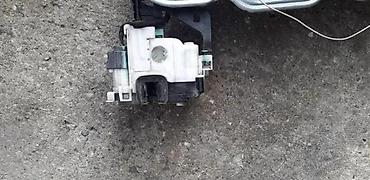 torex kljuc: ZADNJA DESNA ELEKRICNA BRAVA ALFA 159 | Alfa romeo 159 1.9 razni — 1
