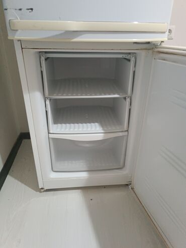 холодильник vestel: Муздаткыч Samsung, Колдонулган, Эки камералуу, De frost (тамчы), 170 *