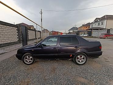 volkswagen golf 1: Volkswagen Vento: 1995 г., 1.8 л, Механика, Седан — 4