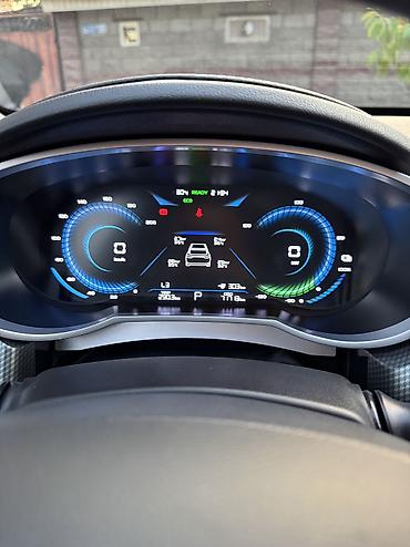 продаю виш: Geely : 2022 г., Электромобиль, Седан — 9