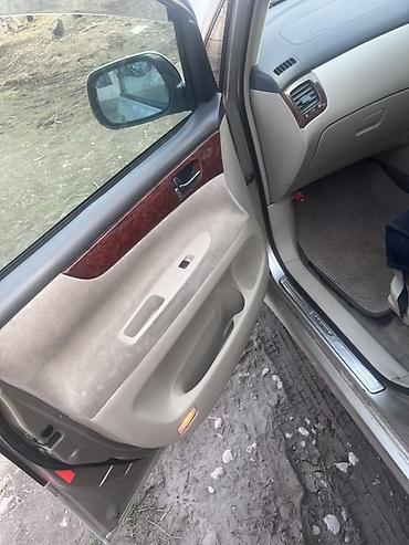 Toyota: Toyota Ipsum: 2003 г., Минивэн — 20