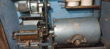 Ostali alati i mašine: Električni mlin sa dve funkcije. Polusuvo mlevenje gline i priprema na lalafo.rs — 8 Ostali alati i mašine: Električni mlin sa dve funkcije. Polusuvo mlevenje gline i priprema — 8