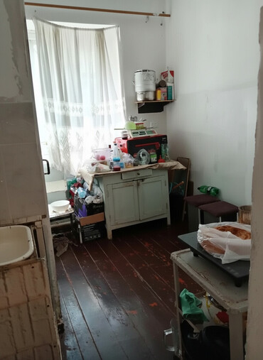 Продажа квартир: 2 комнаты, 4 м², 105 серия, 2 этаж, Косметический ремонт — 1