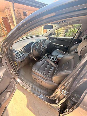 lovol 504 b: Kia Sorento: 2 l | 2015 il Ofrouder/SUV — 5