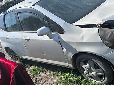 fit mator: Honda Fit: 2001 г., 1.3 л, Вариатор, Бензин, Хэтчбэк — 2
