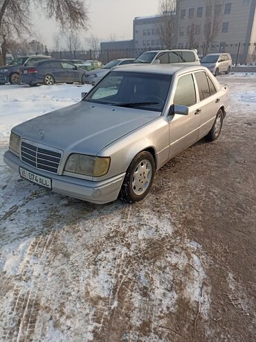 мерс дизельный: Mercedes-Benz 220: 1993 г., 2.2 л, Механика, Бензин, Седан