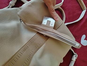bogner bela zenska jakna m: Torba/ranac je kao nov, bez ostecenja. 
Uplata pa slanje kao cc paket — 5
