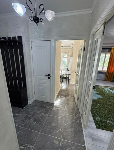 дом на обмен квартиры: 3 бөлмө, 61 кв. м, 105-серия, 1 кабат, Косметикалык ремонт