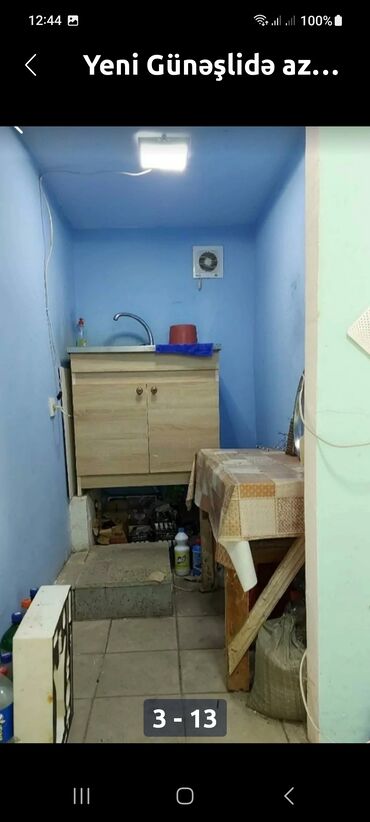 Restoran mebeli: 4 otaq bir zaldı.Ayaqyolusu və çöldə 6 kvadrat yeri var.Hazırda dərzi — 11