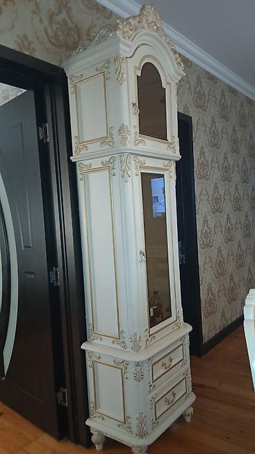 Mebel: İşlənmiş, 2 qapılı, Güzgülü, Bej, Açılan, Düz dolab — 1