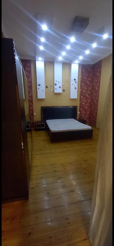 qurtulus 93 evler: 450 azn kirayə ev, Iki mertebedi 1 ci mertebesi verilir. Sebail 20 ci — 8