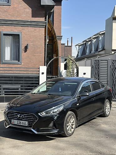 Hyundai Sonata: 2018 г., 2 л, Автомат, Газ, Седан — 2